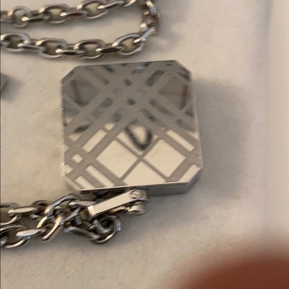 Authentic Burberry watch Fob and Chain. - Picture 5 of 8